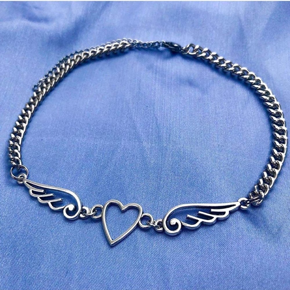 🆕Gothic Heart Angel Wings Chain Choker Necklace - Picture 2 of 3